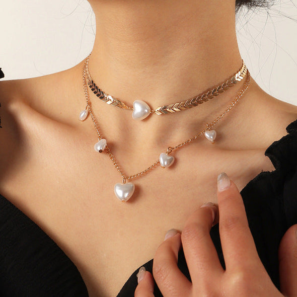 Elegant Pearl Choker